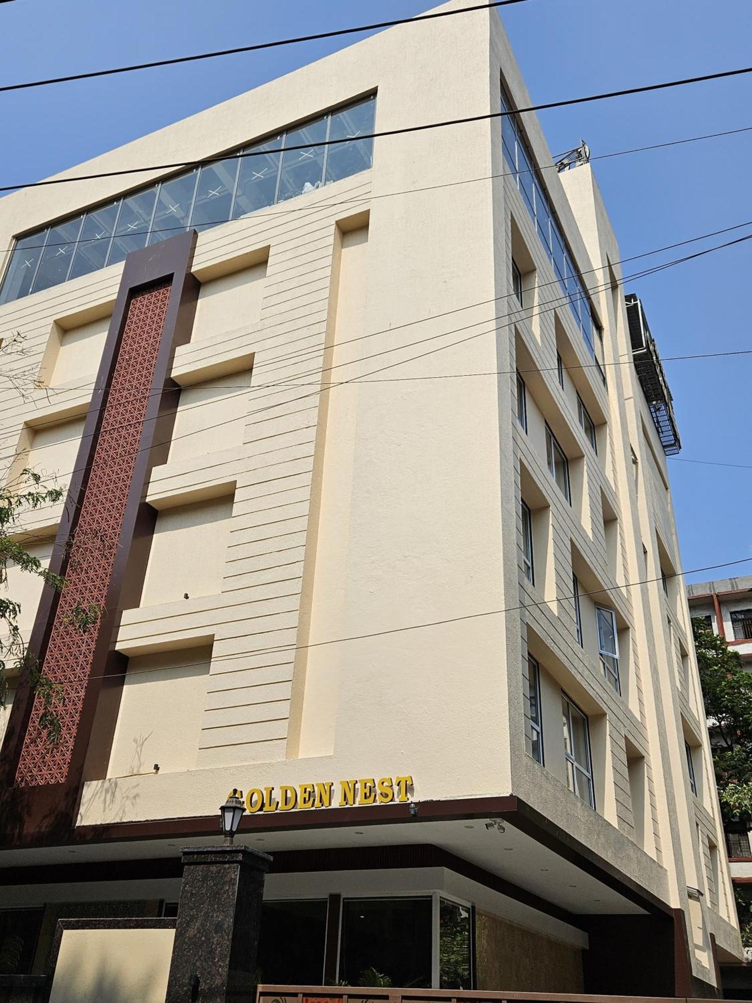 Hotel Golden Nest Thane Bagian luar foto